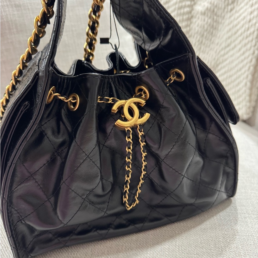 CHANEL 25 SMALL HANDBAG